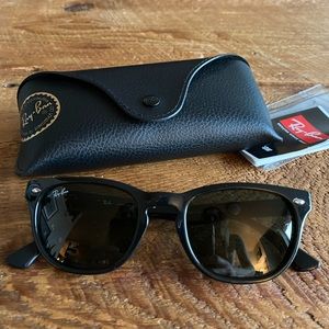 Ray-Ban RB4140 Standard Size Sunglasses with Case